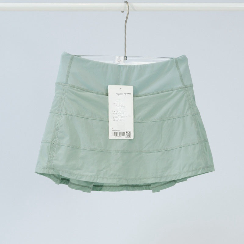 short skirt