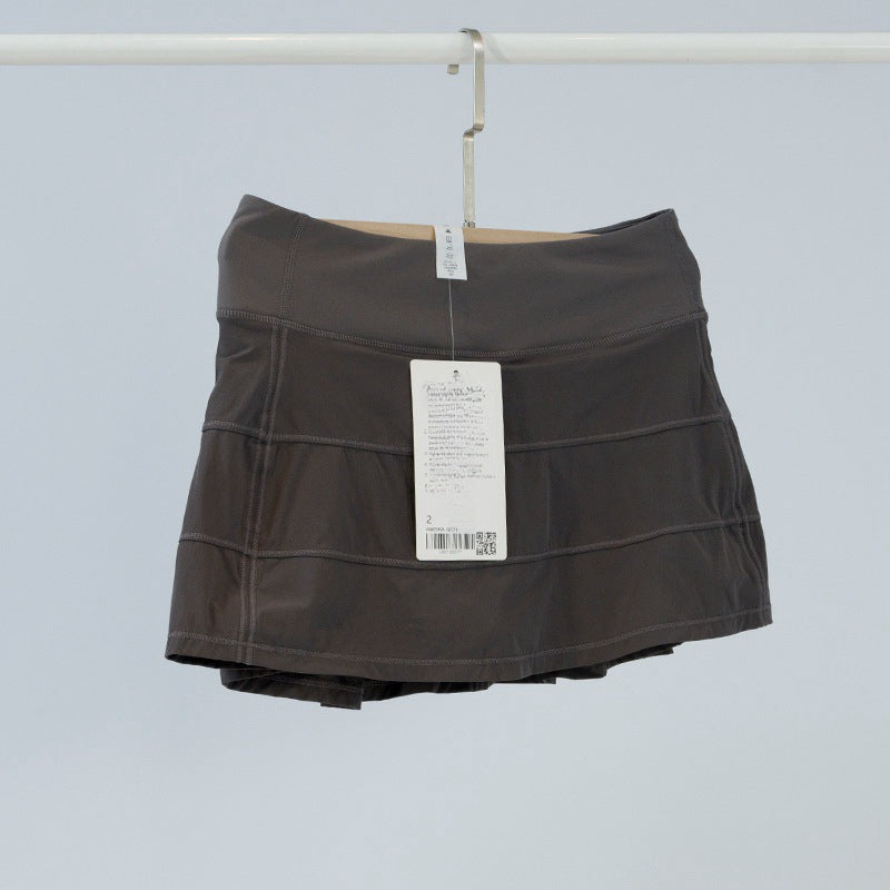 short skirt