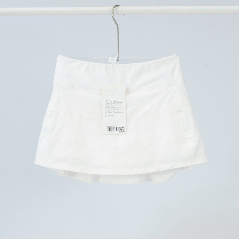 short skirt